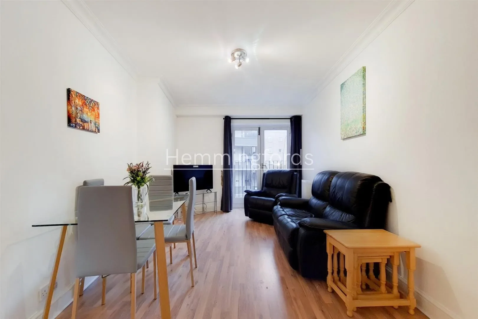 Flat Farringdon Road in Greater London