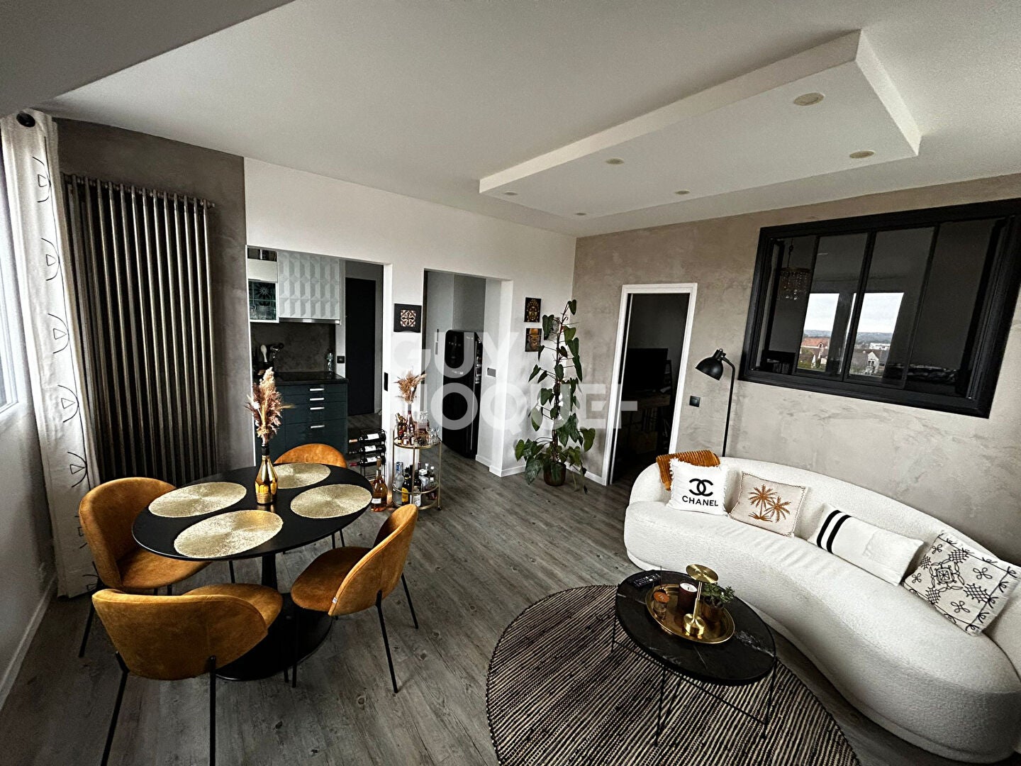 Flat Rue Ribot in Chatou