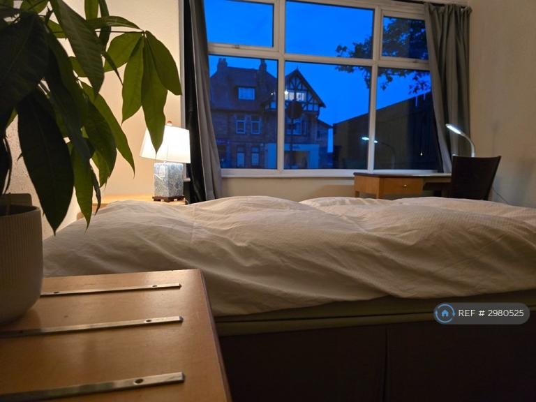 Room Back Unity Grove in Harrogate