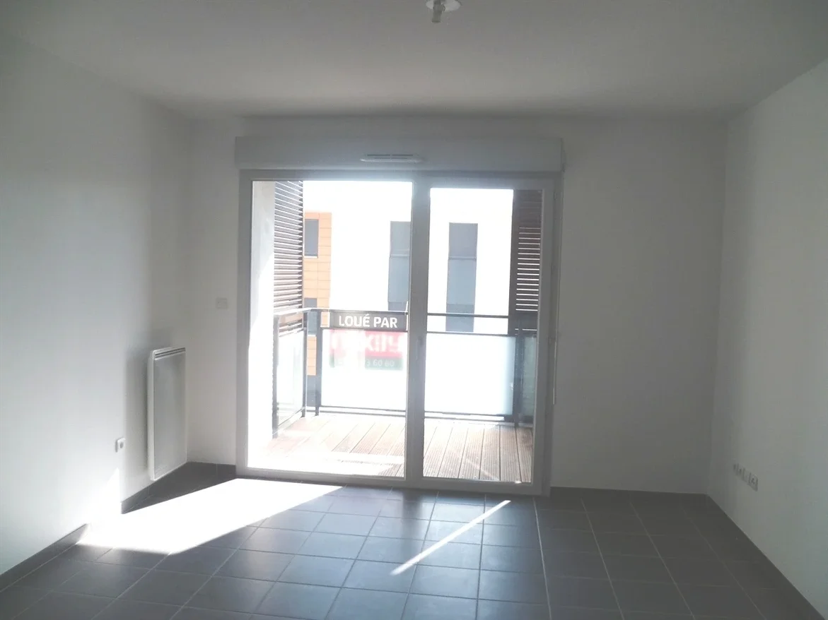 Flat Rue Pierre Cazeneuve in Toulouse