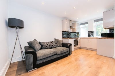 Flat Hartley Avenue in Leeds