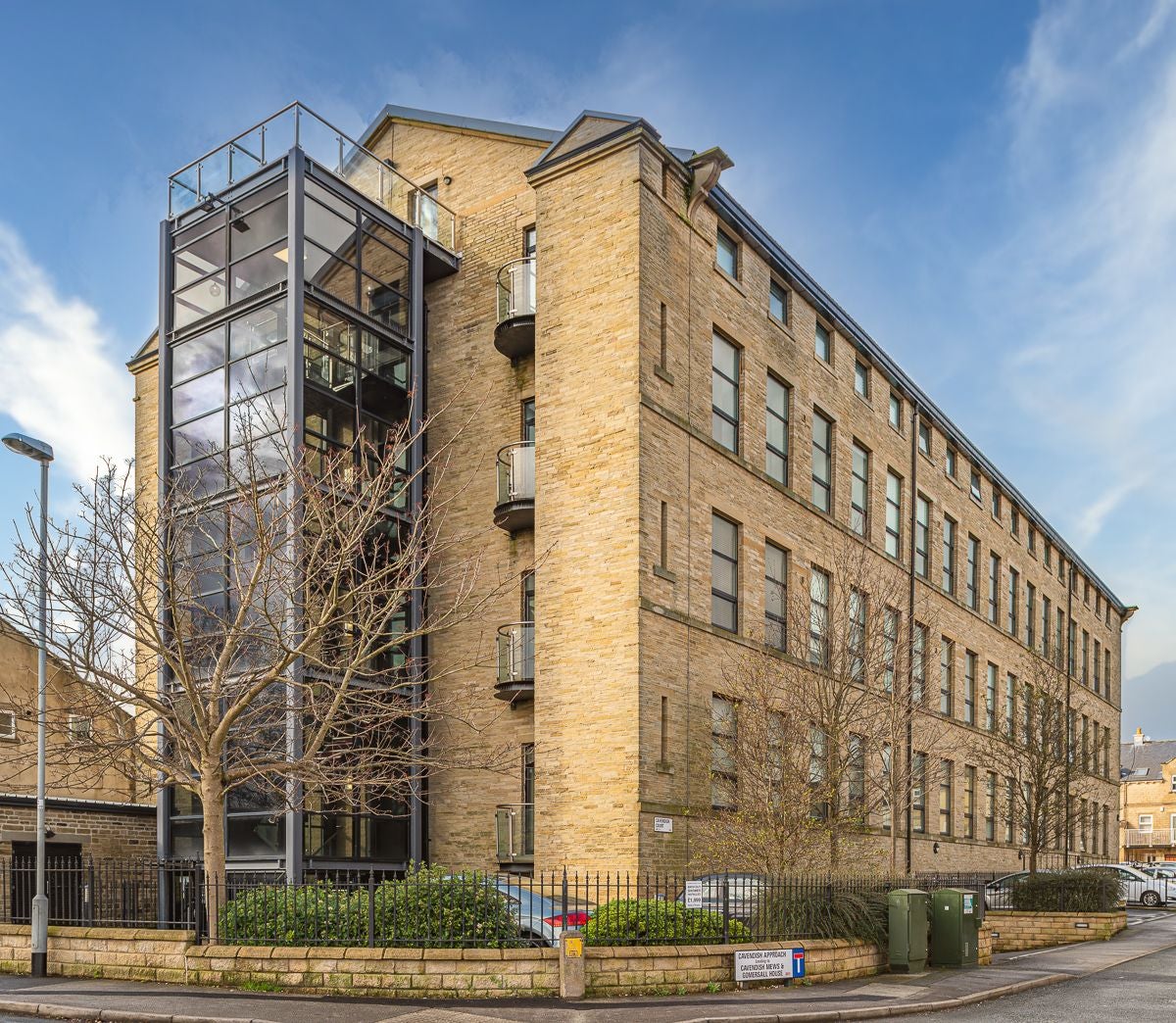 Flat Cavendish Approach in Leeds