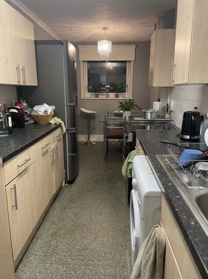 Room Mansford Street in Greater London