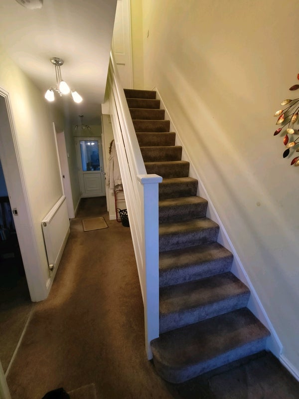 Room Winstone Close in Redditch