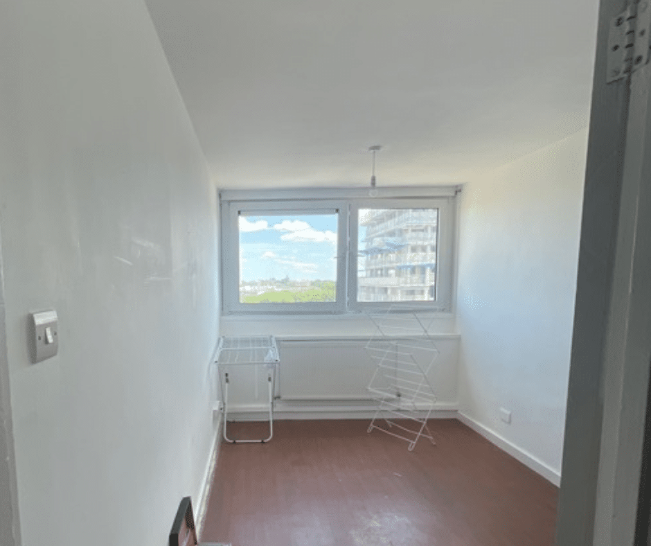 Room Wrotham Road in Greater London
