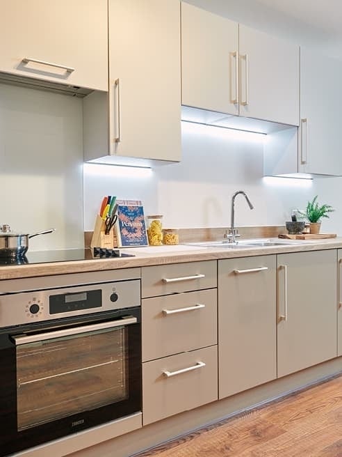 Flat Barking Wharf Square in Greater London