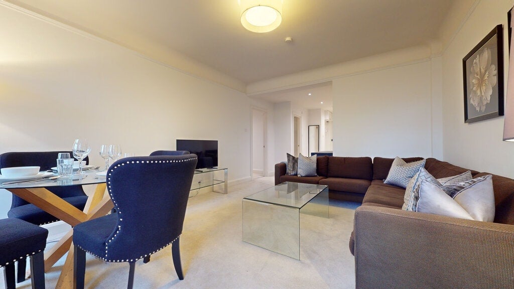 Flat Fulham Road in Greater London