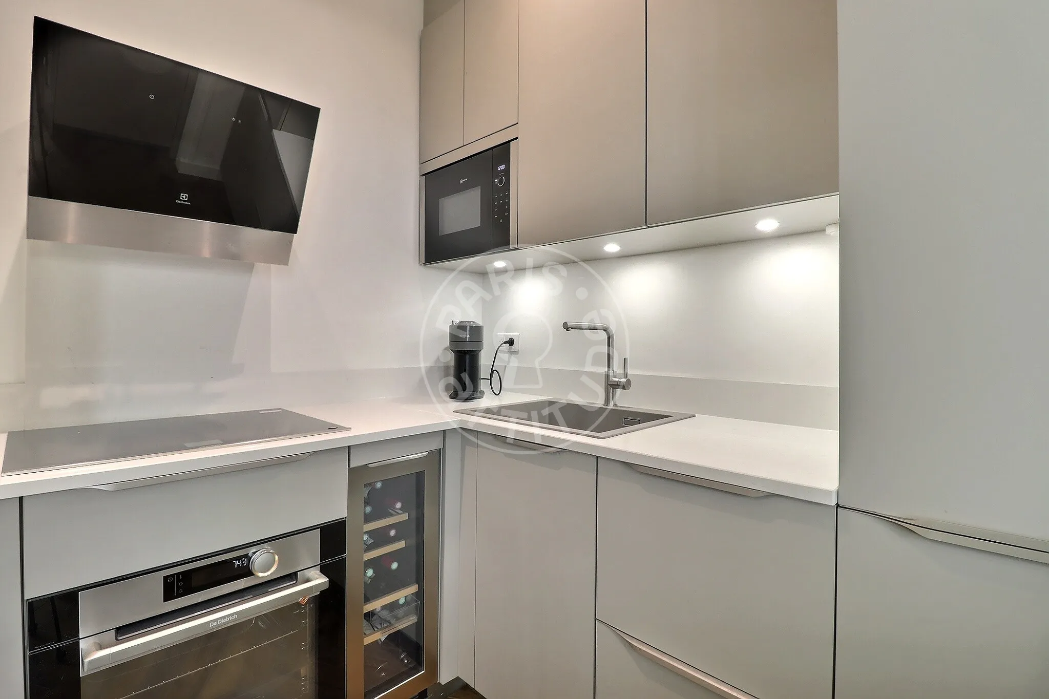 Flat Rue Greneta in Paris