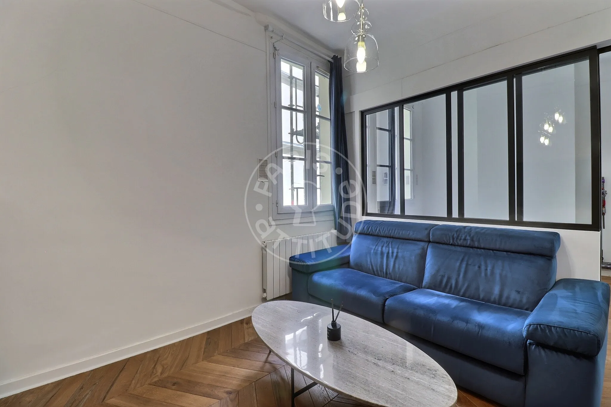 Flat Rue Greneta in Paris