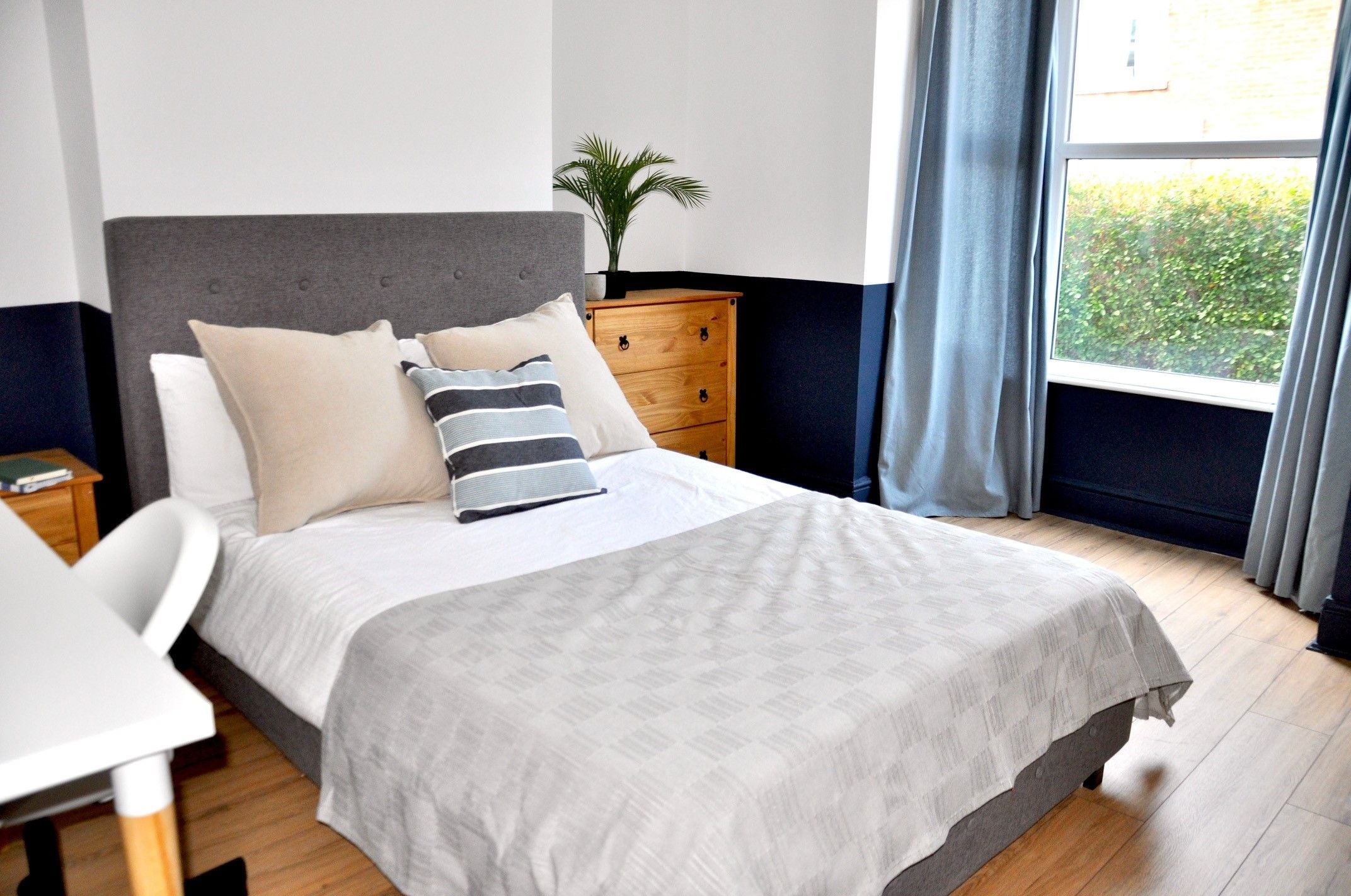 Room Stalker Lees Road in Sheffield