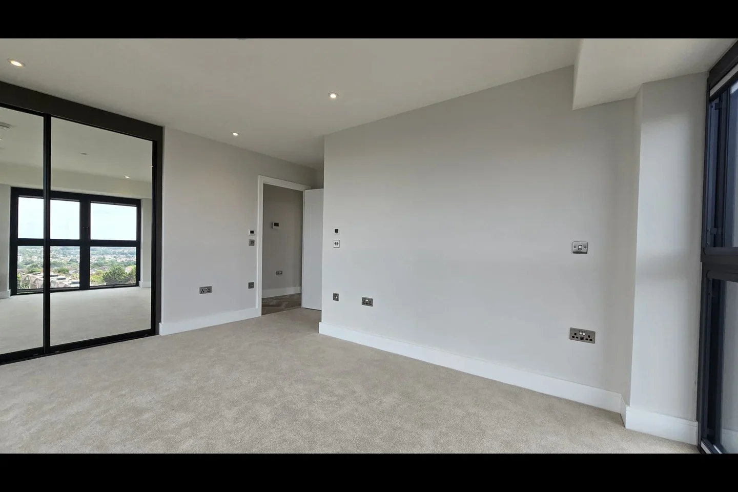 Flat Whistler Drive in Greater London