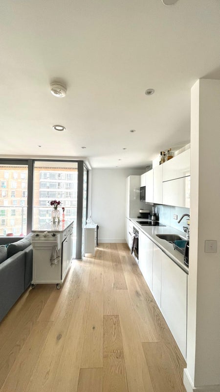 Room Limeharbour in Greater London