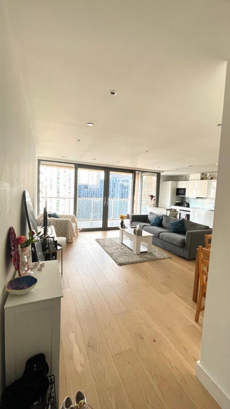 Room Limeharbour in Greater London