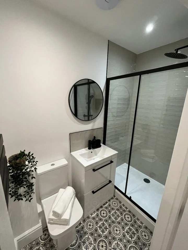 Room Lawford Road in Rugby