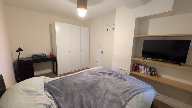 Room Roseberry Street in Greater London