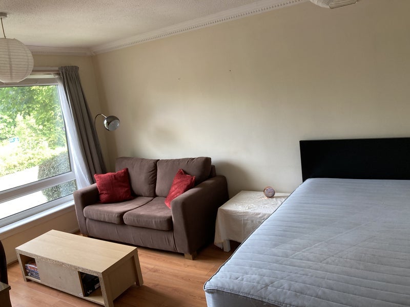 Room Buccleuch Street in Glasgow