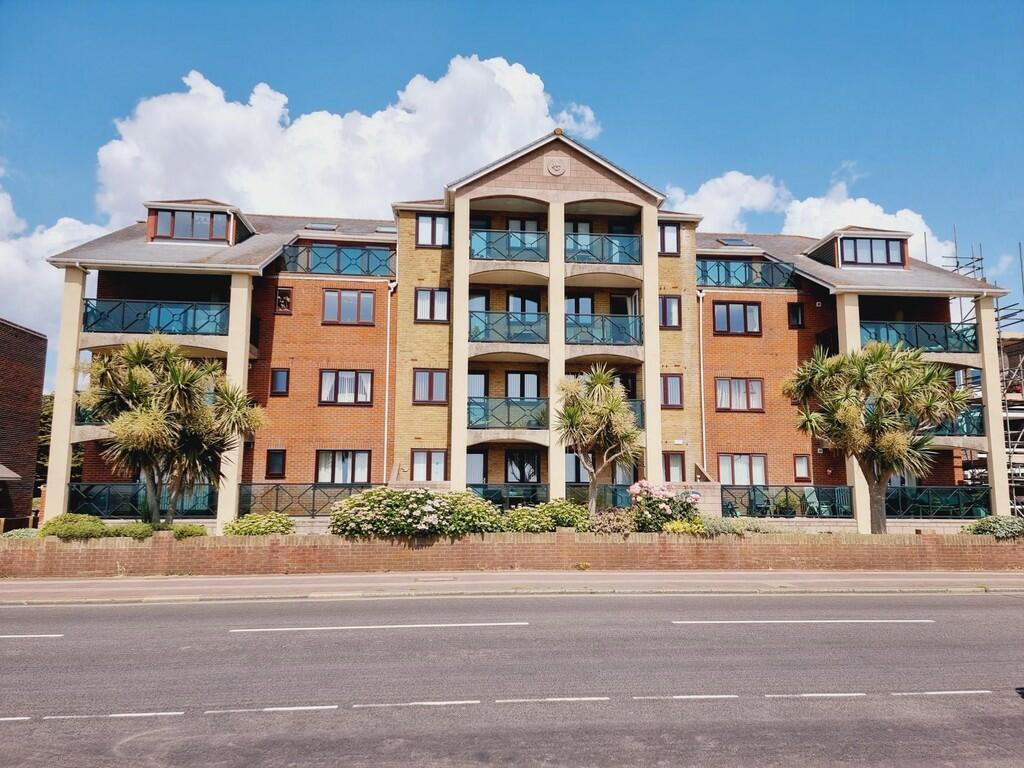 Flat Marine Parade West in Lee-on-the-Solent