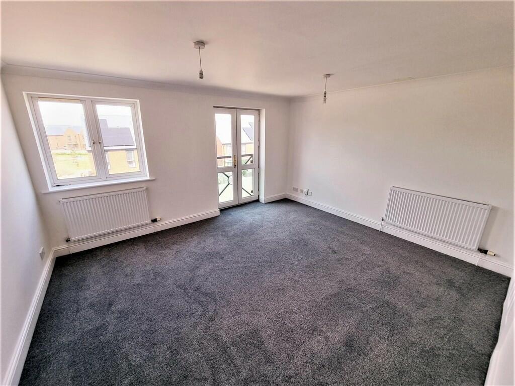 Flat Marine Parade West in Lee-on-the-Solent
