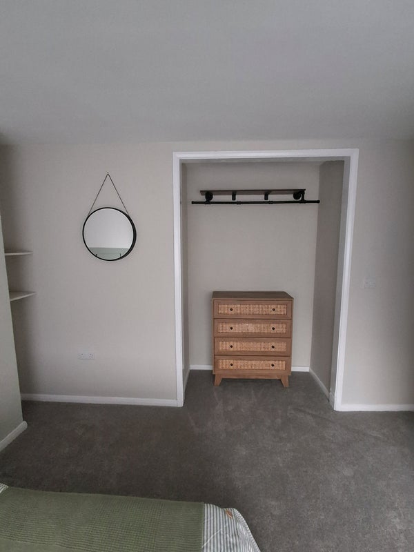 Room Willowbrook Close in North West Leicestershire