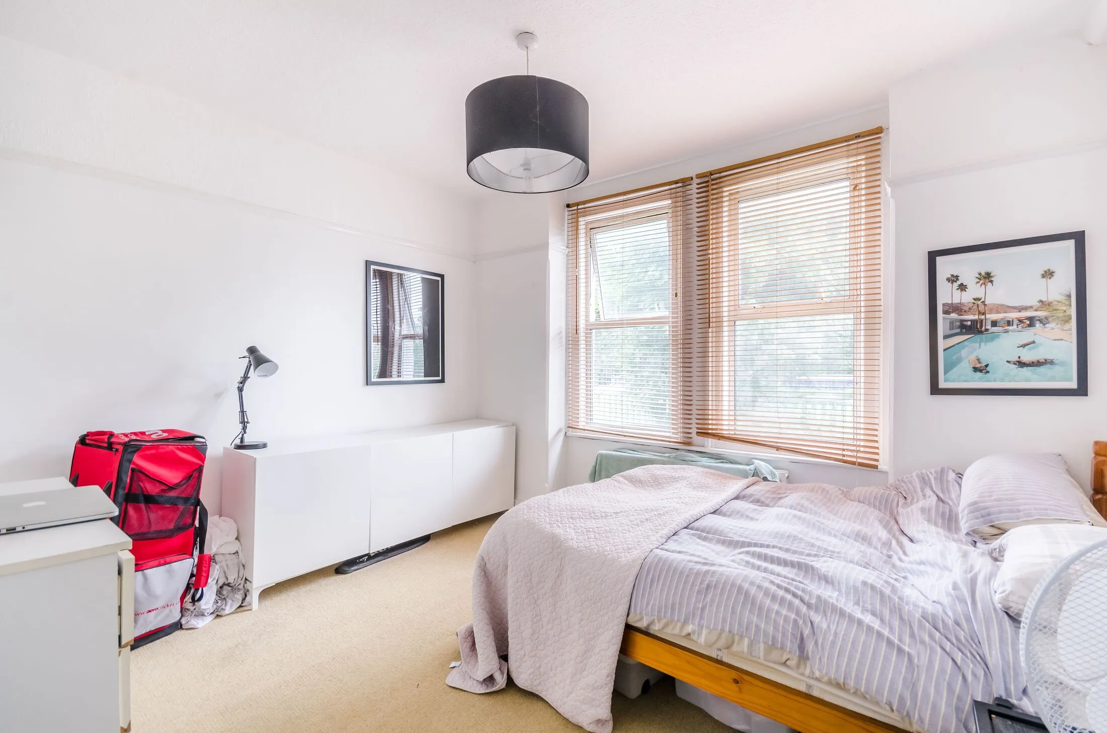 Flat Weir Road in Greater London