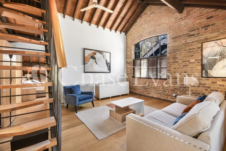 Flat Jacob Street in Greater London