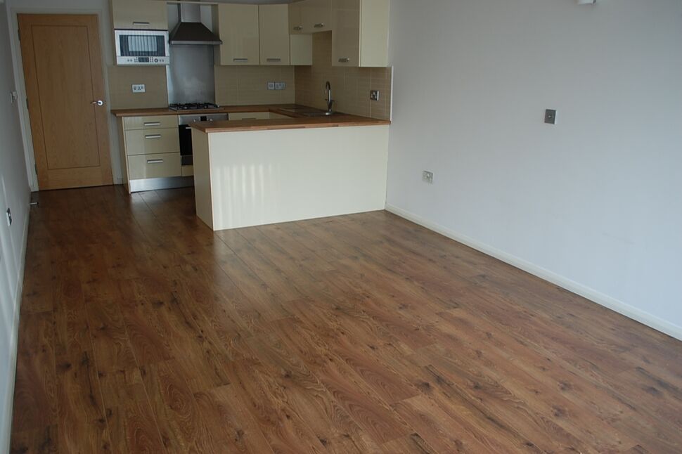 Flat Mellor Road in Tameside