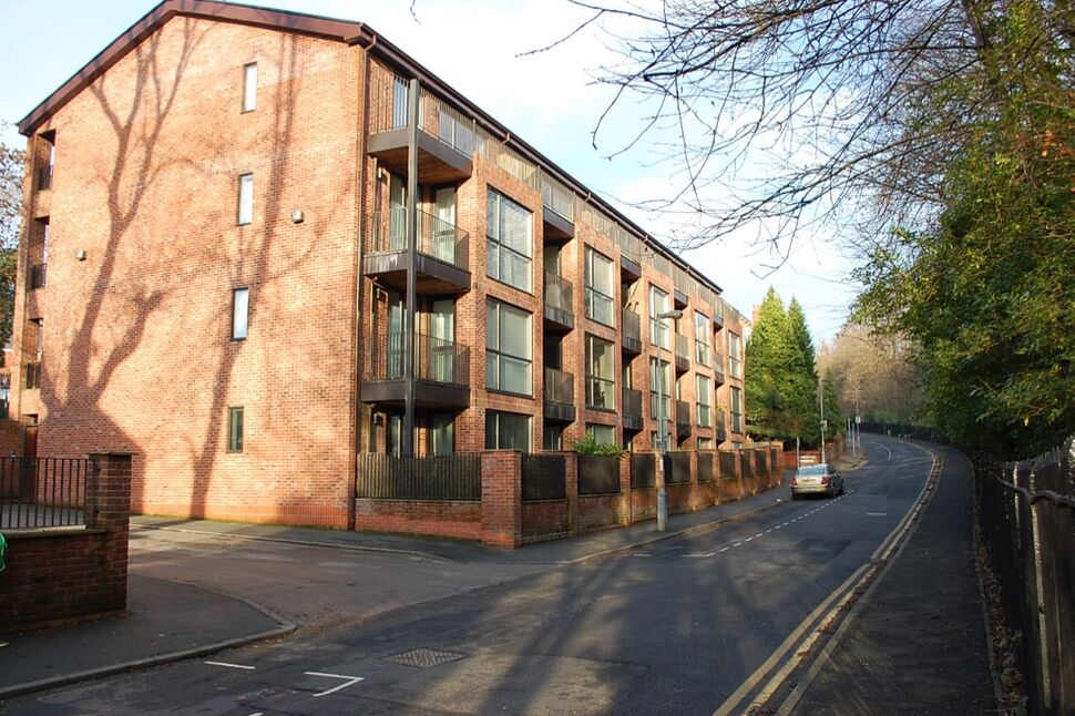 Flat Mellor Road in Tameside