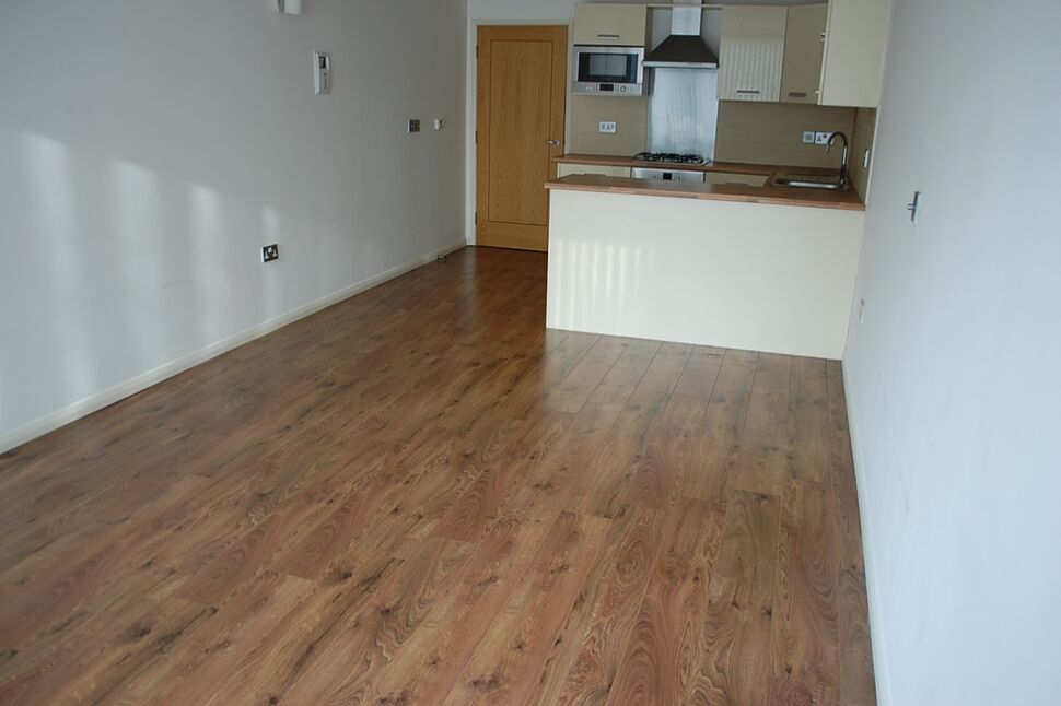 Flat Mellor Road in Tameside