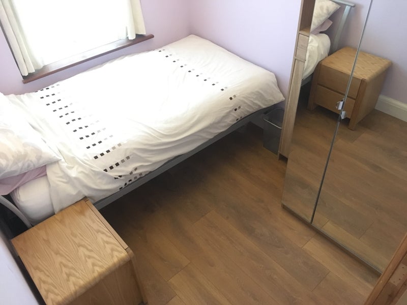 Room Fossil Road in Greater London