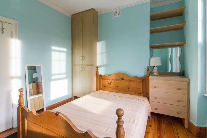 Room Morgan Road in Greater London