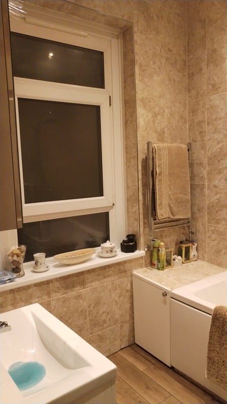 Room Morgan Road in Greater London