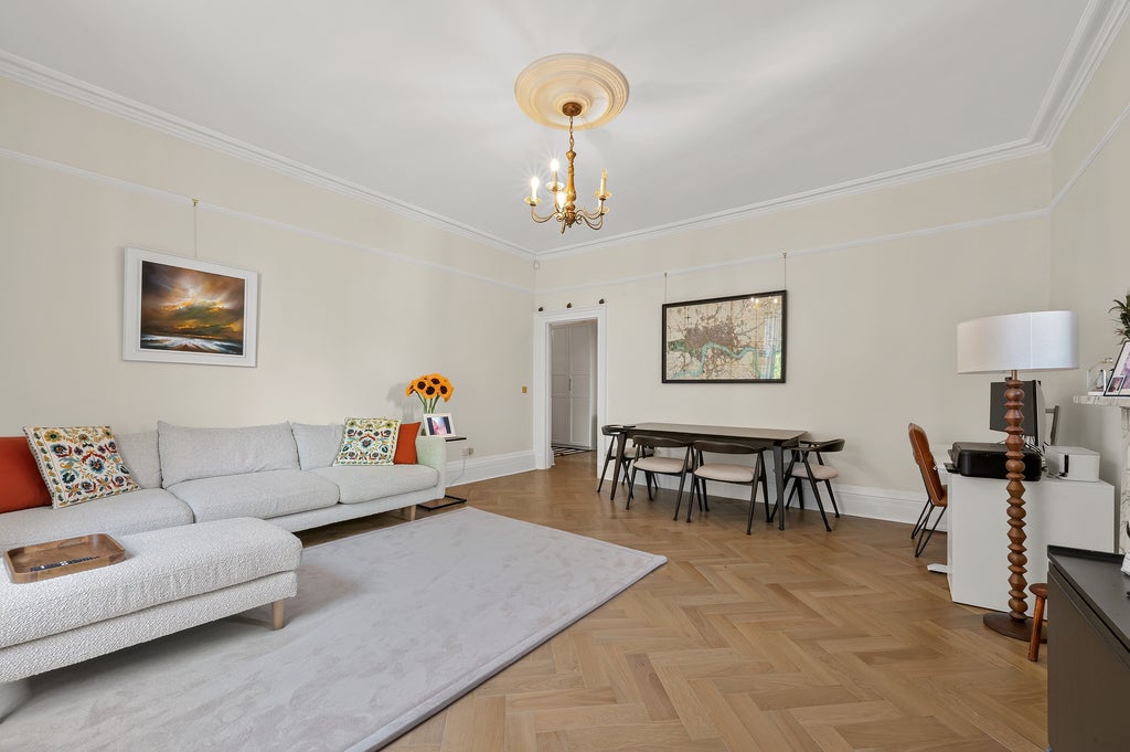 Flat West Hill in Greater London