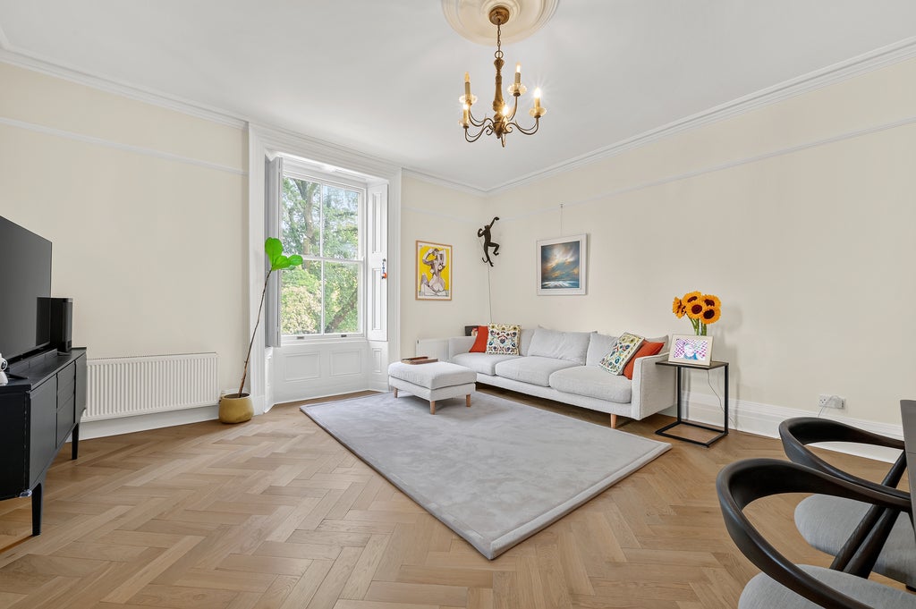Flat West Hill in Greater London