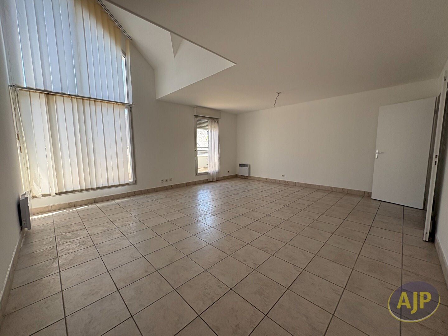 Appartement D 52 à Val-Fouzon