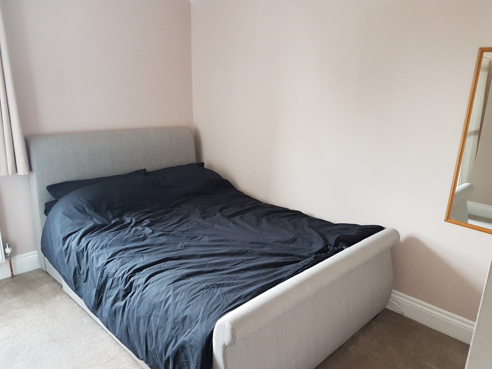 Room Nithdale Road in Greater London