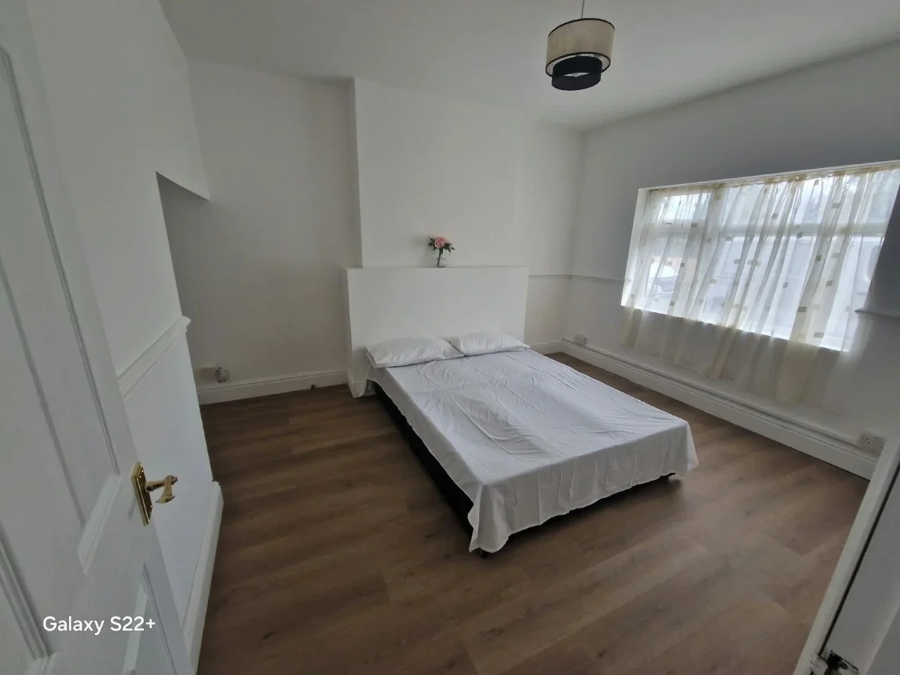 House Brickfield Lane in Greater London