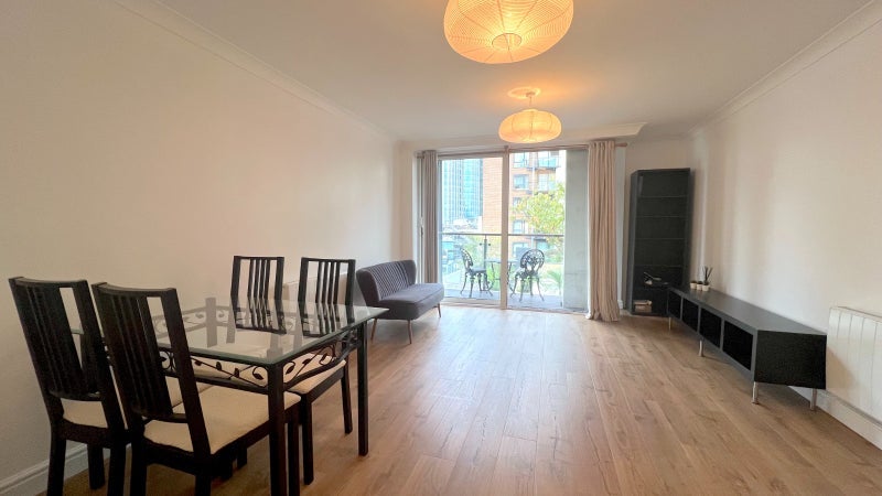 Room Boardwalk Place in Greater London