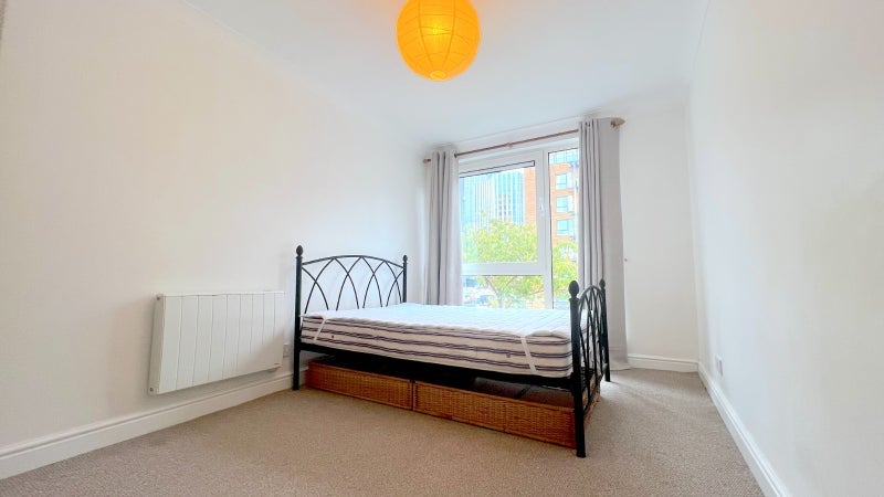 Room Boardwalk Place in Greater London