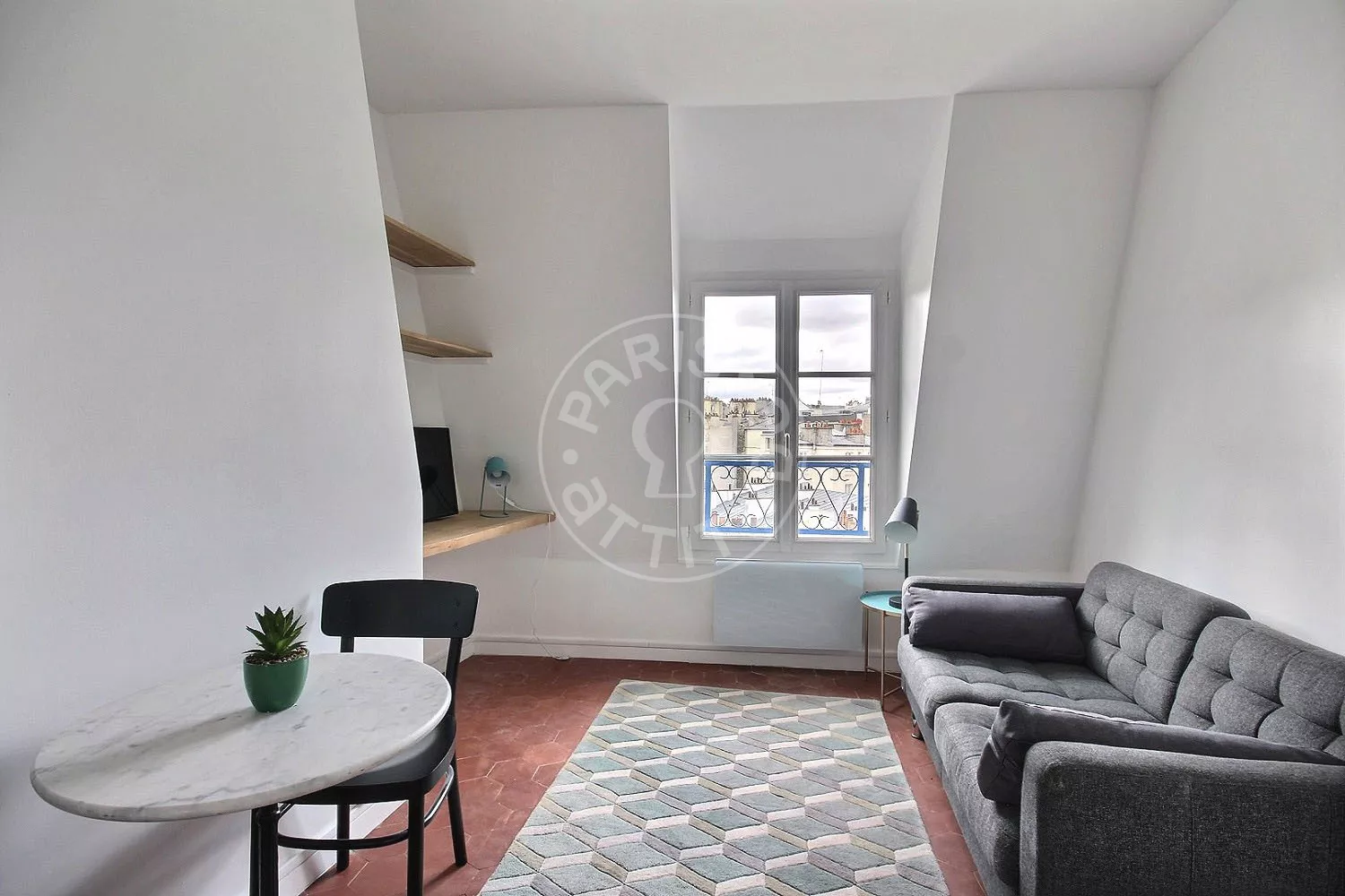 Flat Rue Pierre Budin in Paris