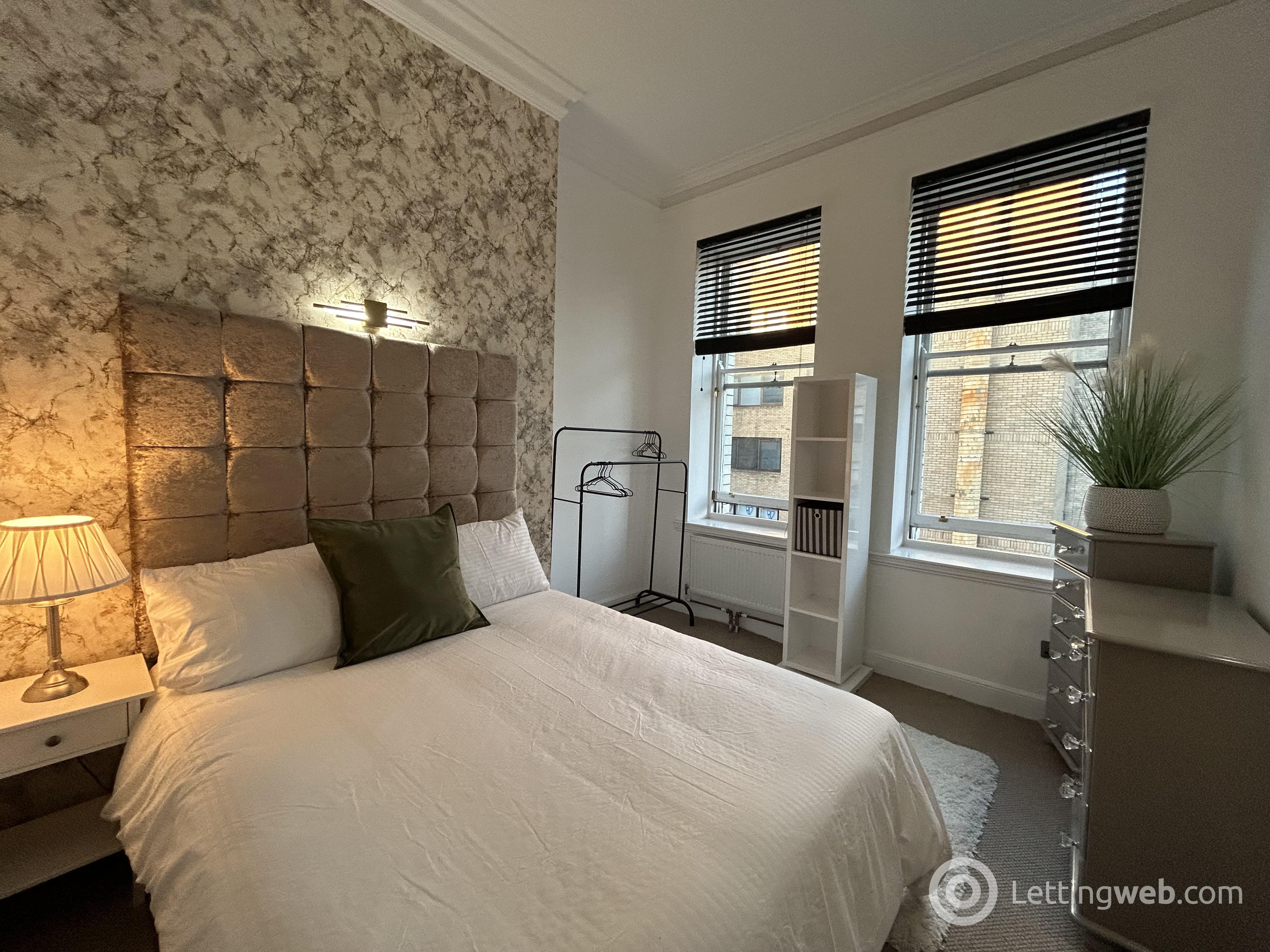Flat West Regent Street in Glasgow