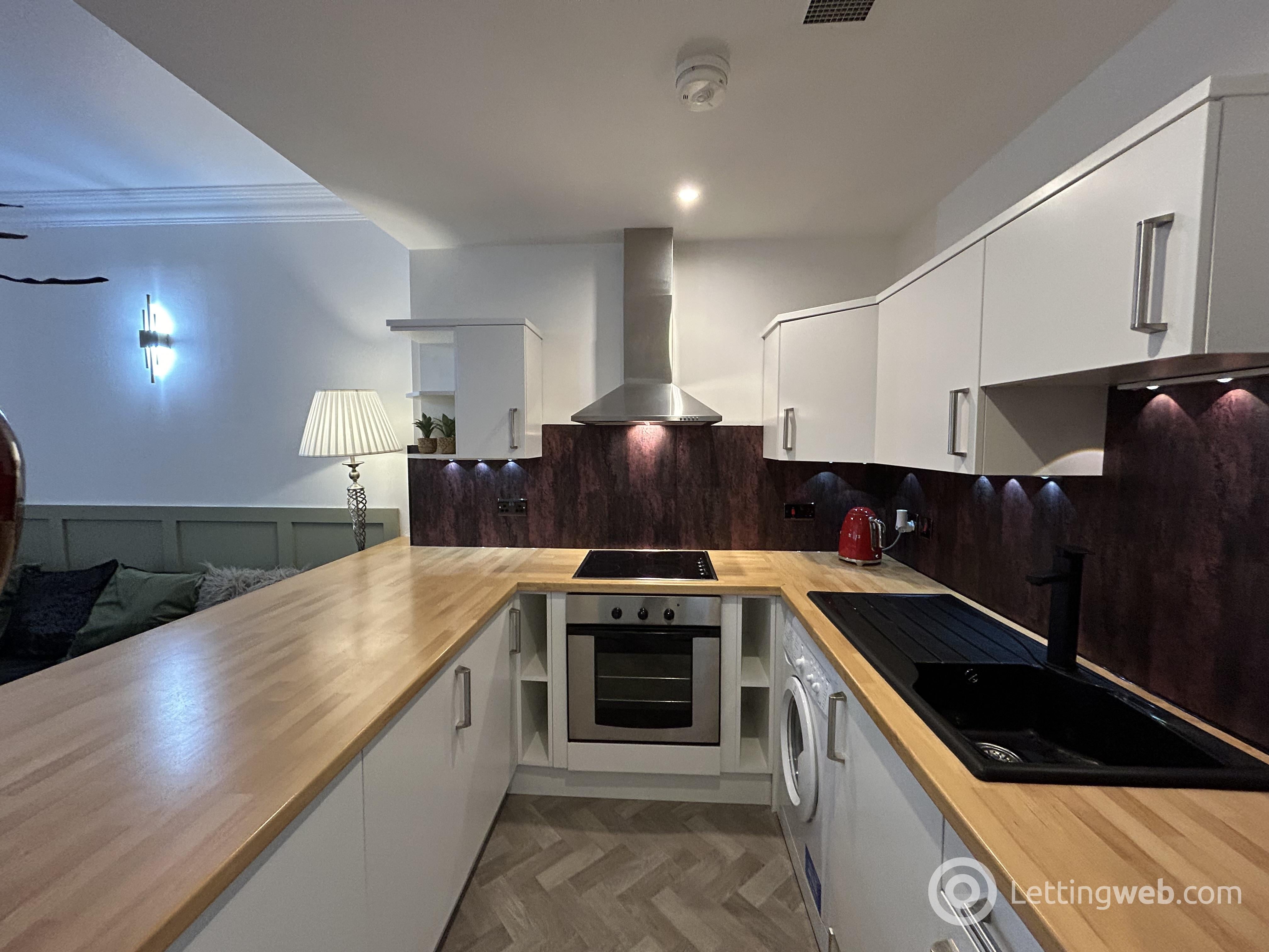 Flat West Regent Street in Glasgow