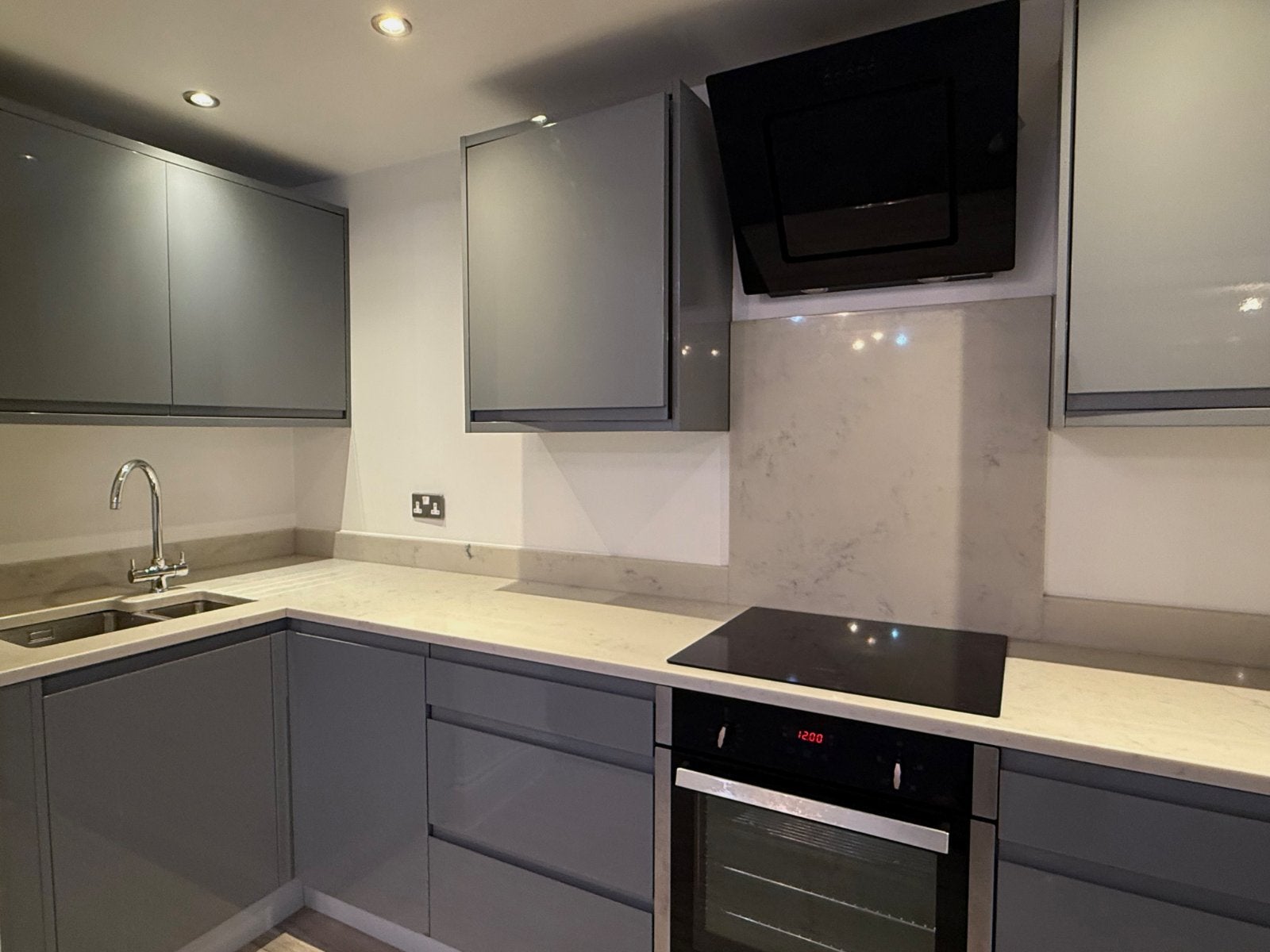Flat Harlow Moor Drive in Harrogate