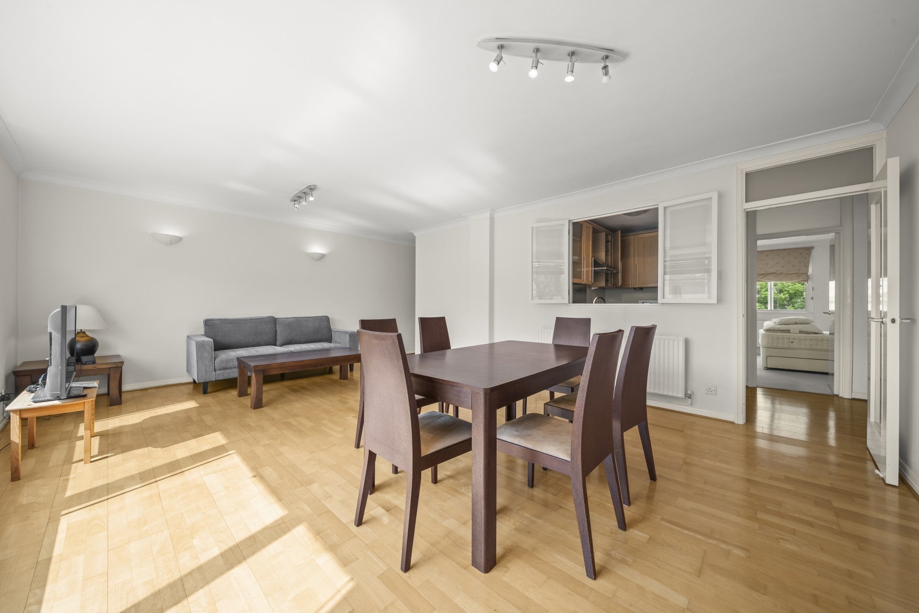 House Buckland Crescent in Greater London