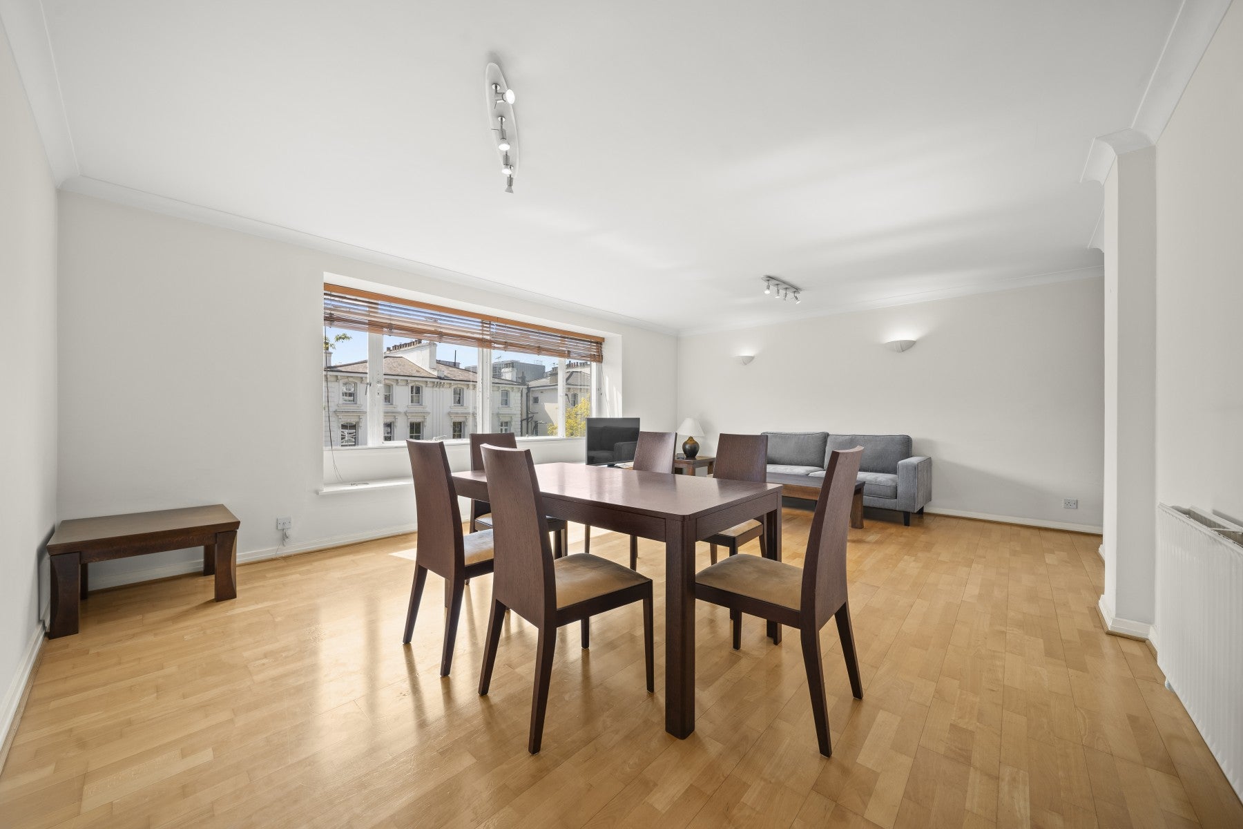 House Buckland Crescent in Greater London