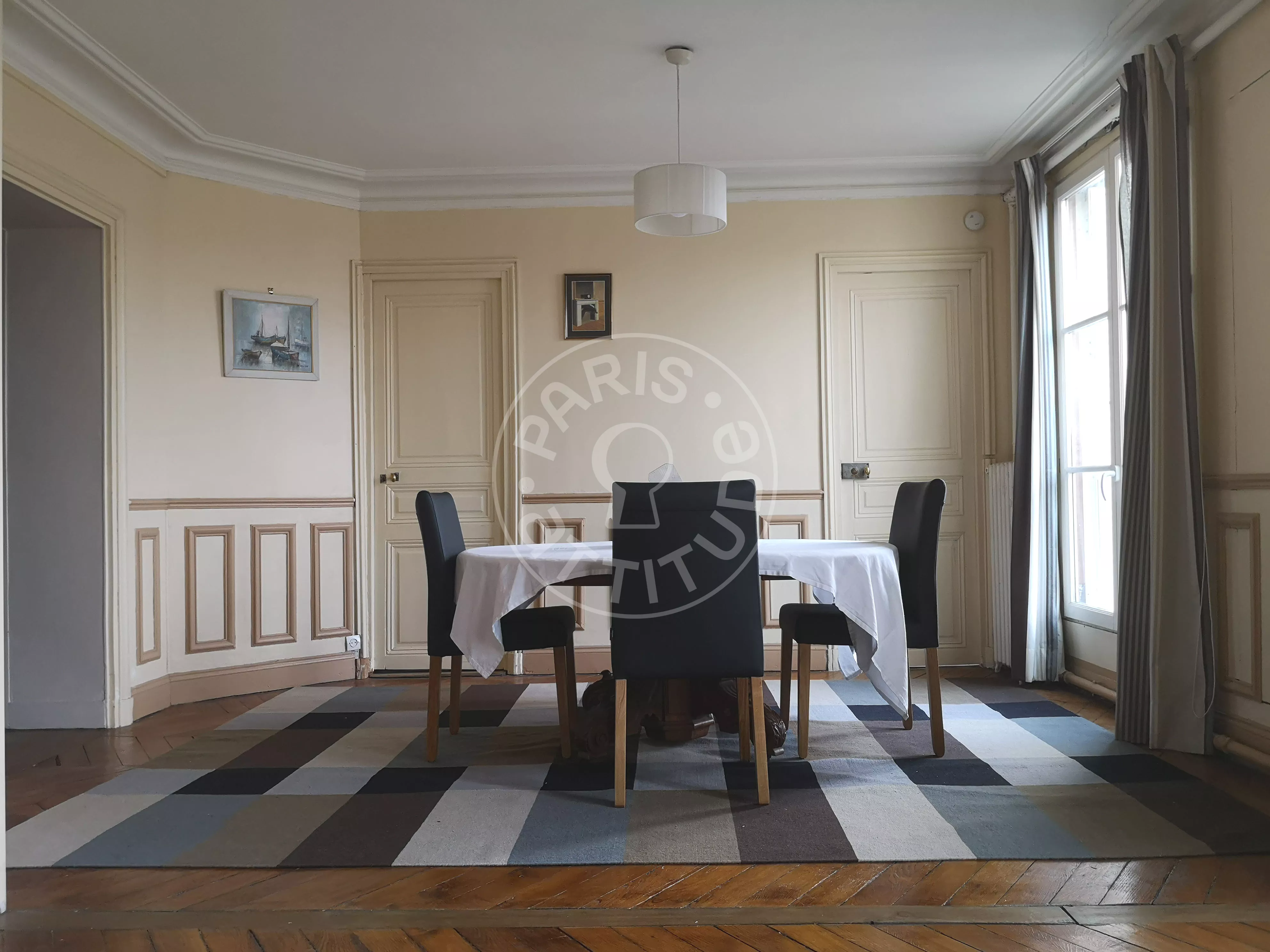 Appartement Rue du Chemin Vert à Paris