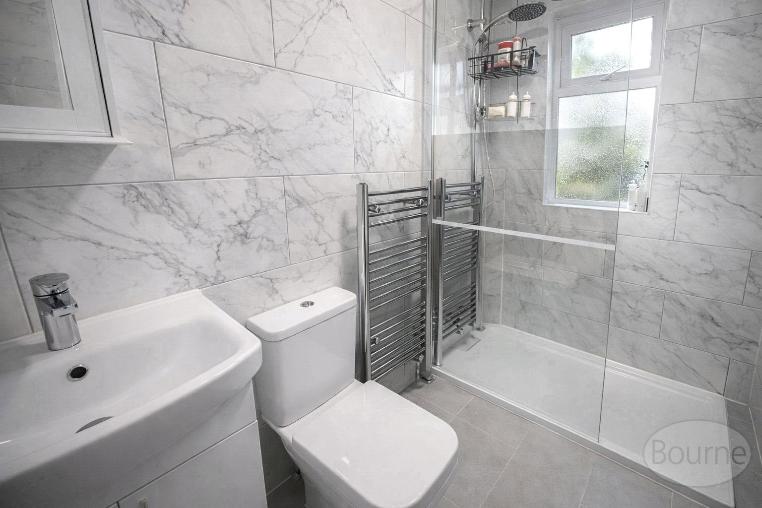 Flat Lyfield in Elmbridge