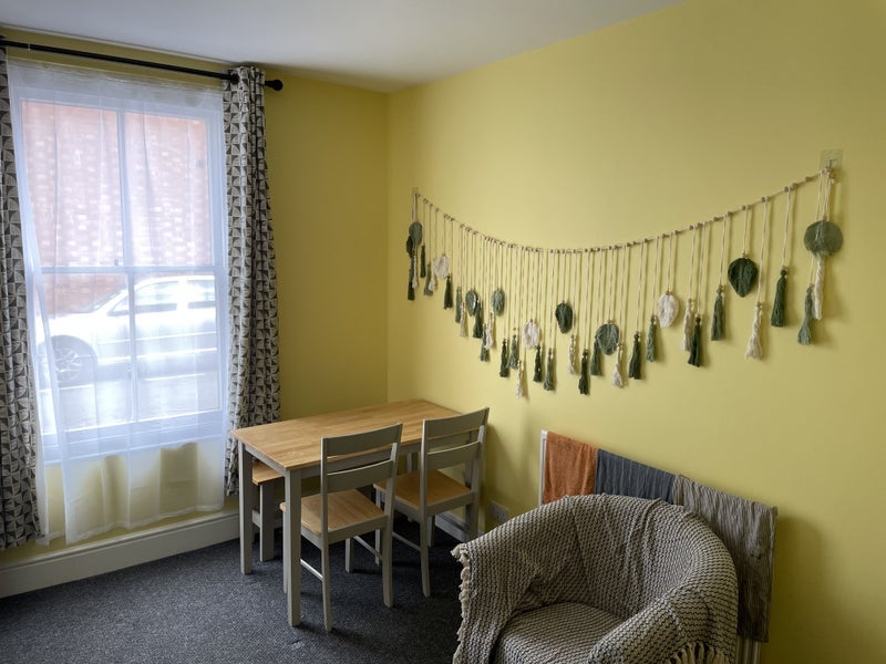 Room Victoria Road in Royal Leamington Spa