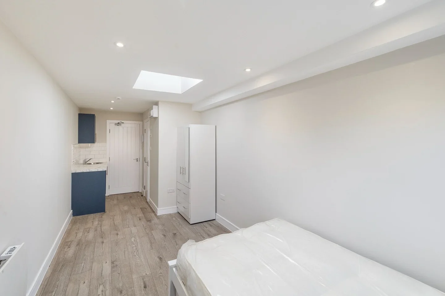 Room Pippin Court in Borough of Spelthorne