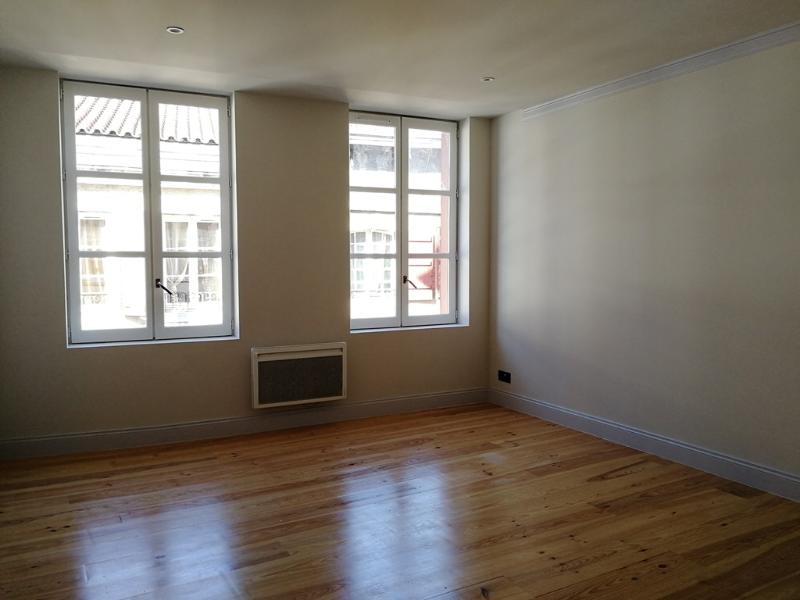 Flat Rue Pannecau in Bayonne