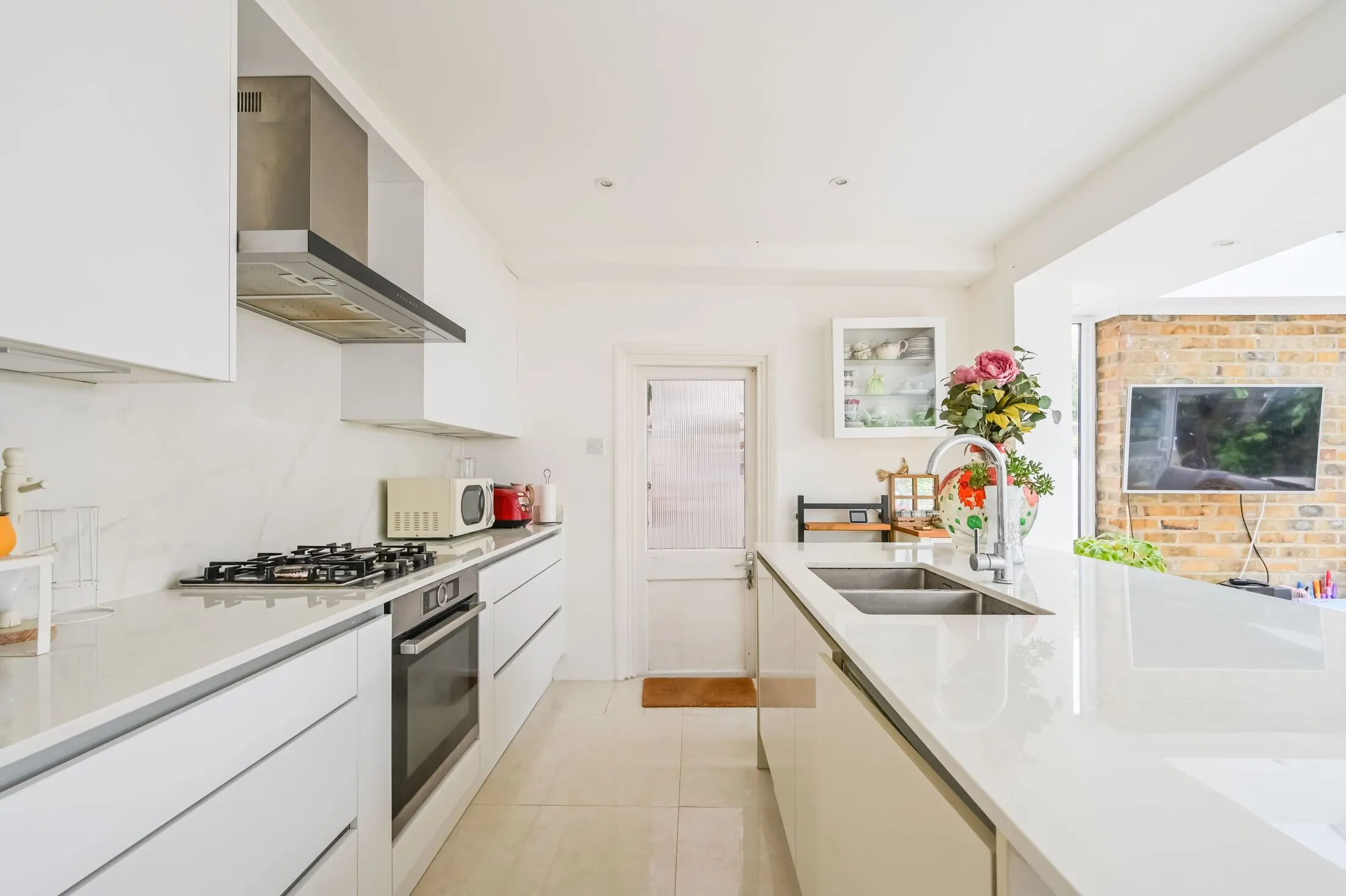 Flat Palmerston Road in Greater London
